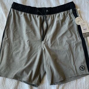 Vuori Peak Athletic Short